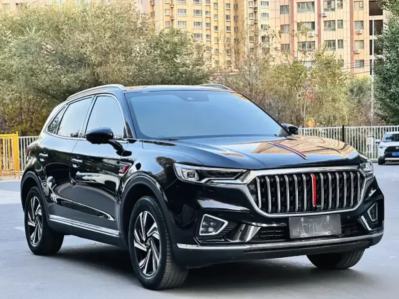 2022 Hongqi HS5 с пробегом 40 000 км