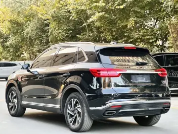 2022 Hongqi HS5 с пробегом 40 000 км