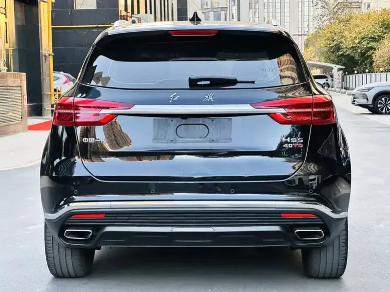 2022 Hongqi HS5 с пробегом 40 000 км