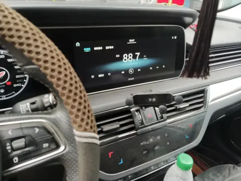 2019 Hongqi HS5 с пробегом 55 000 км