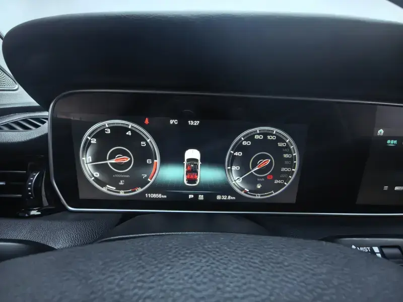 2019 Hongqi HS5 с пробегом 110 900 км