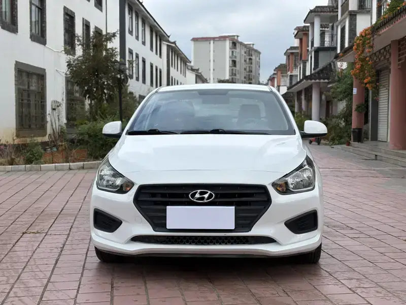 2017 Hyundai Reina с пробегом 89 000 км