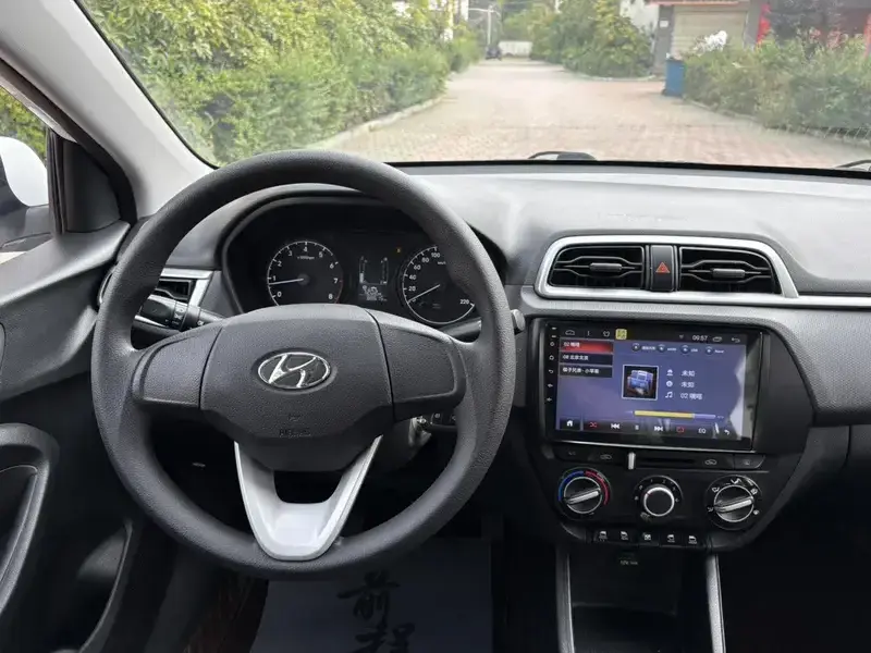 2017 Hyundai Reina с пробегом 89 000 км