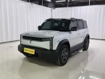 iCar 03