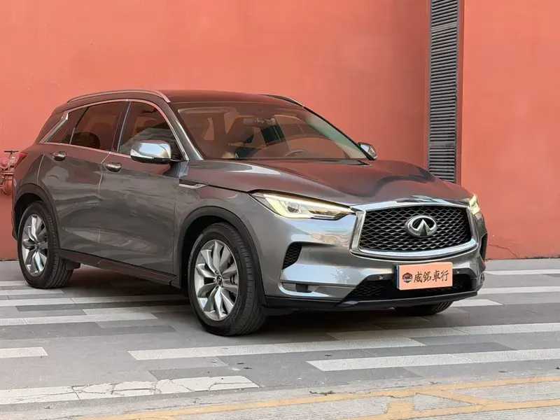 2020 Infiniti QX50 с пробегом 33 000 км