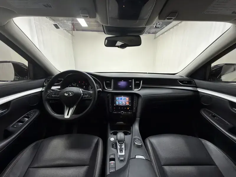 2020 Infiniti QX50 с пробегом 101 900 км