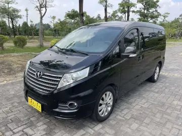 JAC M5