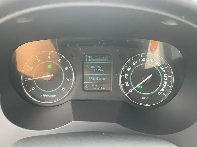 2013 JAC M5 с пробегом 127 000 км