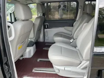 2013 JAC M5 с пробегом 127 000 км