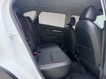 2023 Kia Seltos с пробегом 20 000 км