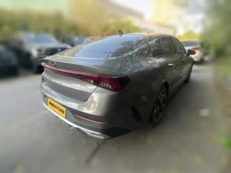 2020 Kia K5 с пробегом 65 600 км