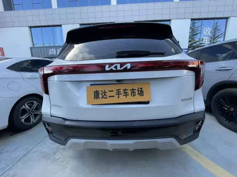 2023 Kia Seltos с пробегом 48 000 км