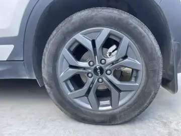 2023 Kia Seltos с пробегом 48 000 км