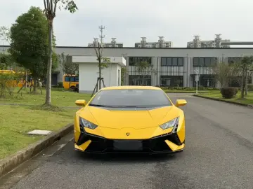 2023 Lamborghini Huracán с пробегом 4 000 км