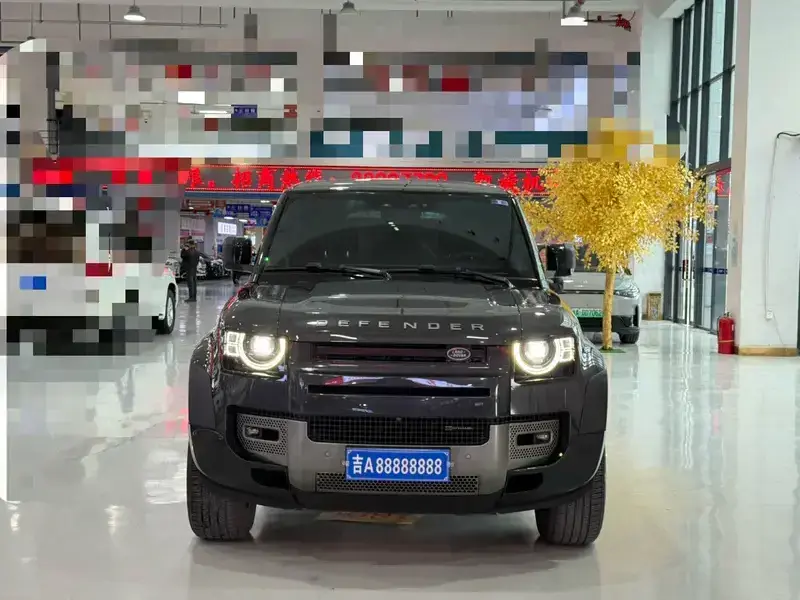 2023 Land Rover Defender с пробегом 60 000 км