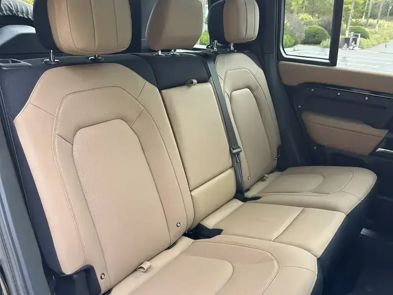 2025 Land Rover Defender с пробегом 7 000 км