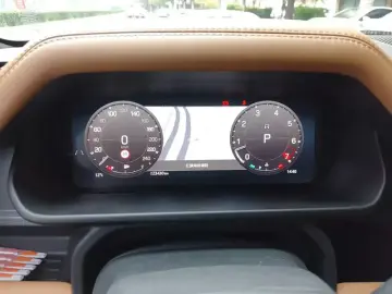 2025 Land Rover Defender с пробегом 23 500 км