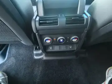 2022 Land Rover Defender с пробегом 30 000 км