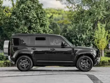2022 Land Rover Defender с пробегом 62 000 км