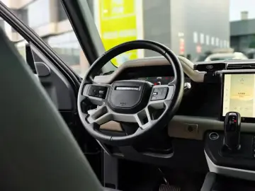 2022 Land Rover Defender с пробегом 62 000 км