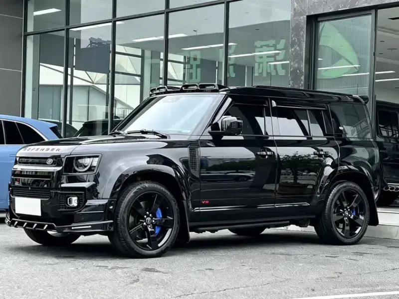 2023 Land Rover Defender с пробегом 20 000 км