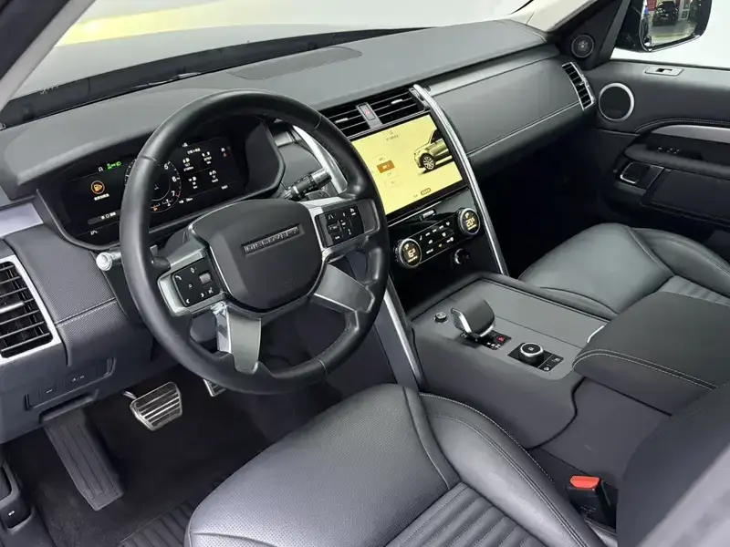 2023 Land Rover Discovery с пробегом 50 000 км