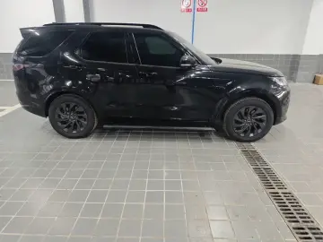 2023 Land Rover Discovery с пробегом 14 000 км