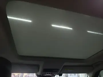 2023 Land Rover Discovery с пробегом 14 000 км