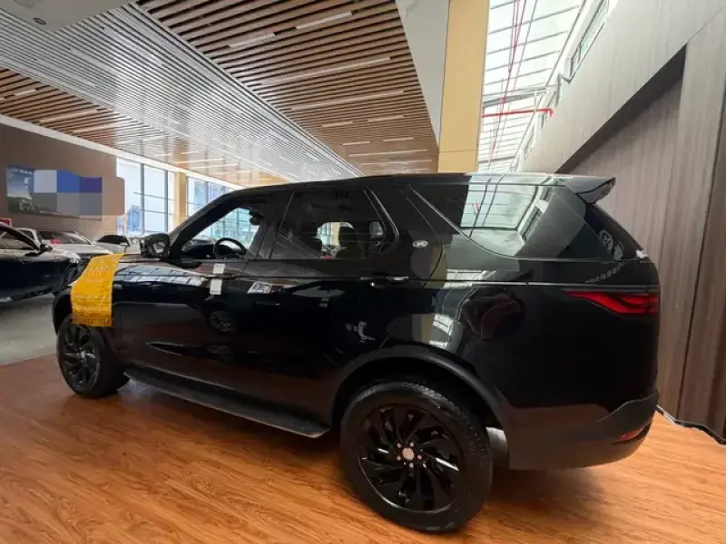 2021 Land Rover Discovery с пробегом 71 000 км