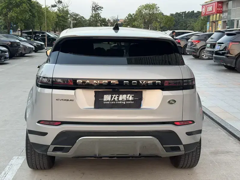 2024 Land Rover Range Rover Evoque с пробегом 16 000 км
