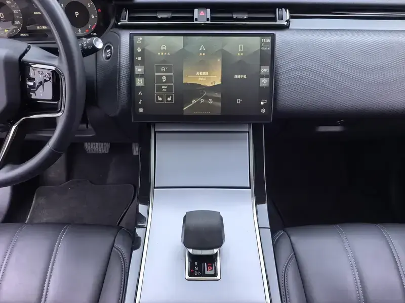 2024 Land Rover Range Rover Velar с пробегом 32 000 км