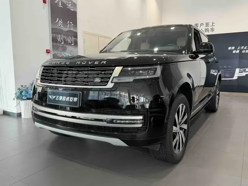 2025 Land Rover Range Rover с пробегом 13 000 км