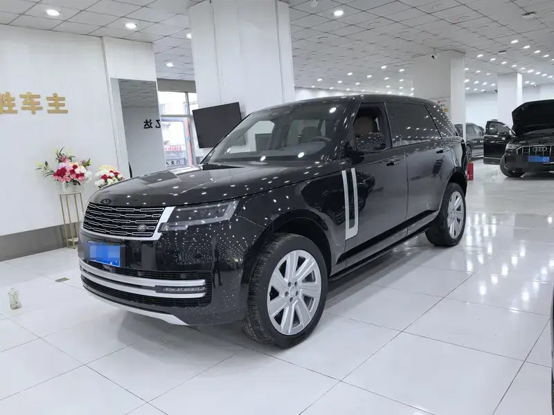2024 Land Rover Range Rover с пробегом 40 000 км