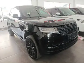 2025 Land Rover Range Rover с пробегом 23 000 км