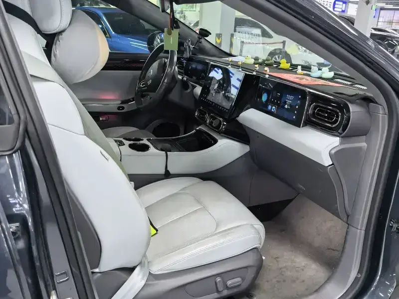 2022 Leapmotor C01 с пробегом 33 500 км