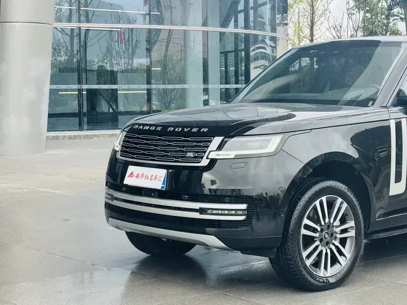 2023 Land Rover Range Rover с пробегом 40 000 км