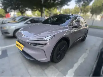 2024 Nio Onvo L60 с пробегом 29 400 км