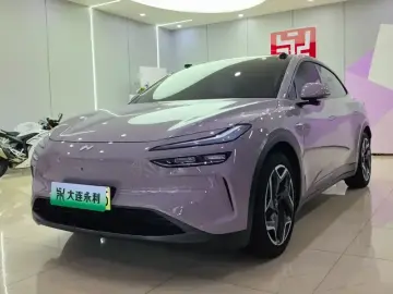 2024 Nio Onvo L60 с пробегом 22 500 км