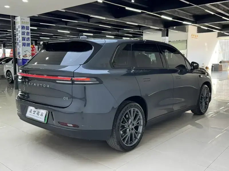2024 Leapmotor C10 с пробегом 46 000 км