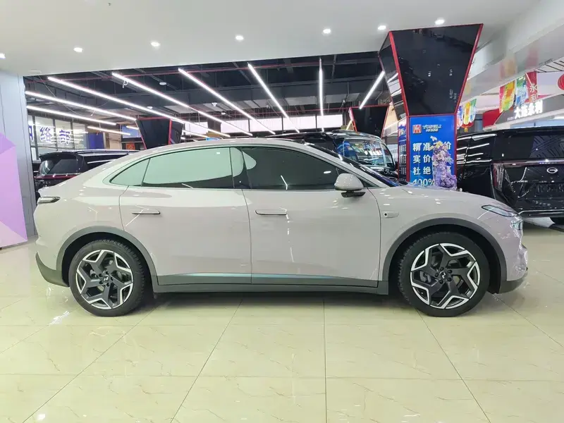 2024 Nio Onvo L60 с пробегом 22 500 км