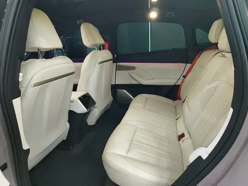 2024 Nio Onvo L60 с пробегом 22 500 км