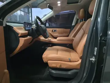 2024 Leapmotor C16 с пробегом 53 800 км