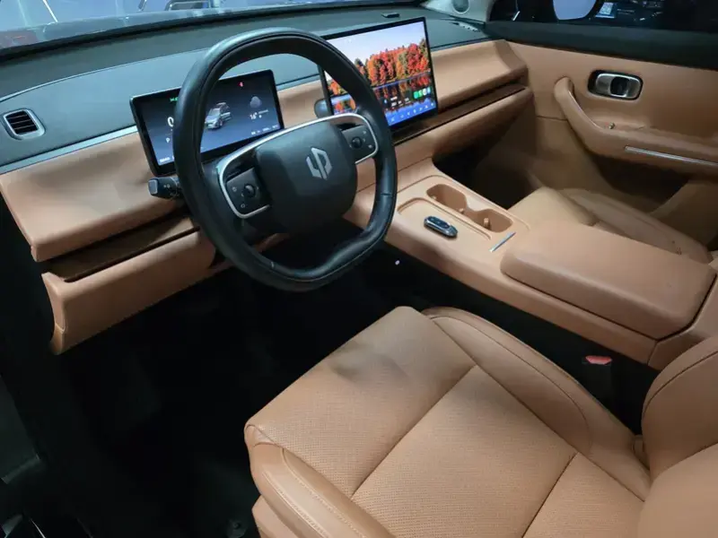 2024 Leapmotor C16 с пробегом 53 800 км