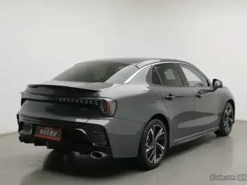 2025 Lynk & Co 03 с пробегом 14 400 км