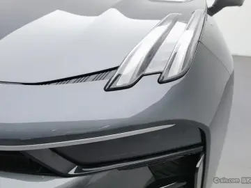2025 Lynk & Co 03 с пробегом 14 400 км