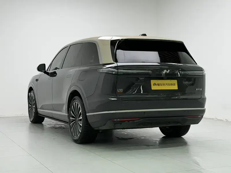 2026 Nio Onvo L90 с пробегом 6 800 км