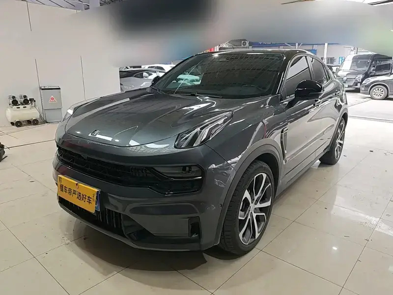 2023 Lynk & Co 05 с пробегом 40 800 км