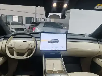 2025 Nio Onvo L90 с пробегом 39 000 км