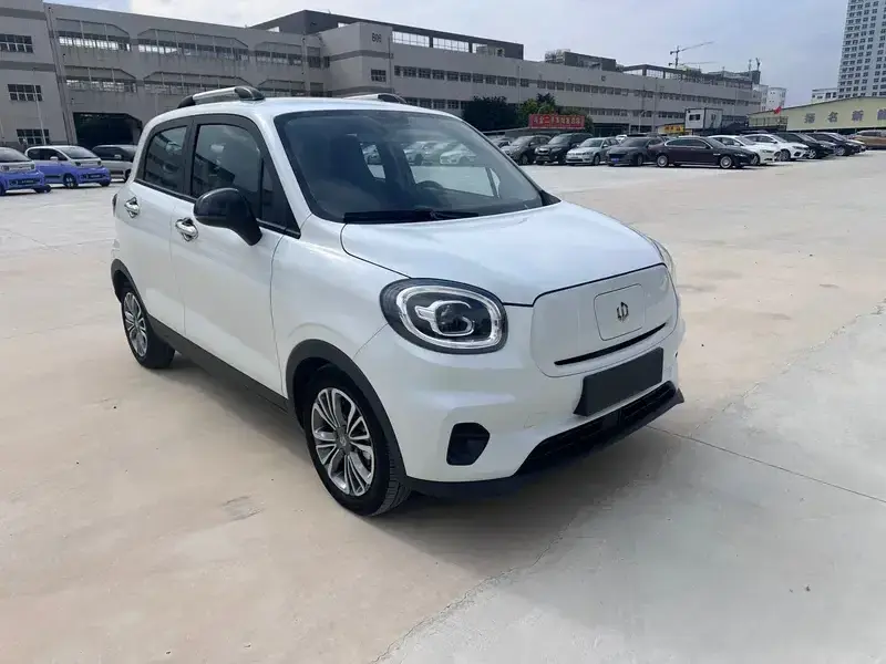 2025 Leapmotor T03 с пробегом 23 200 км
