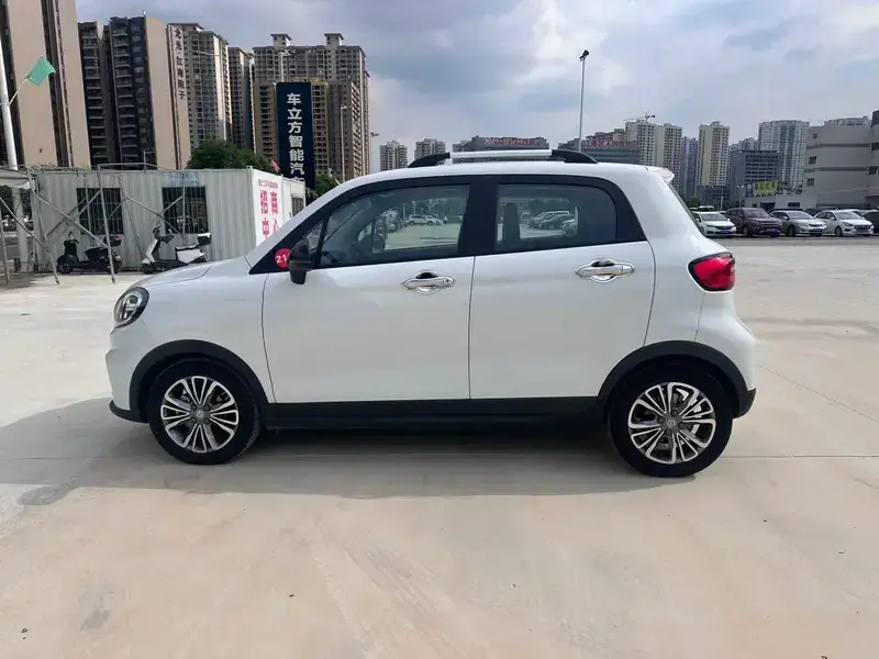 2025 Leapmotor T03 с пробегом 23 200 км
